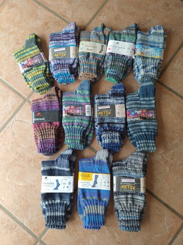 Handgestrickte socken - handgestrickte,